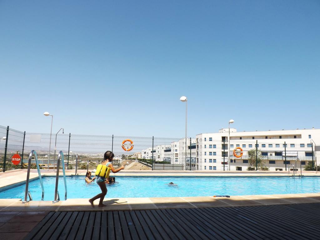 Duplex En Garrucha Con Parking Apartment Ruang foto